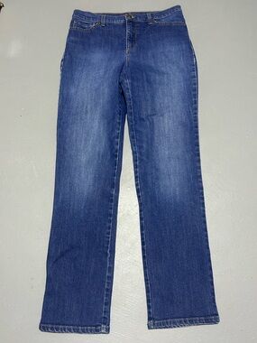 Gloria Vanderbilt Amanda Denim Blue Jeans (Women’s Size 8)